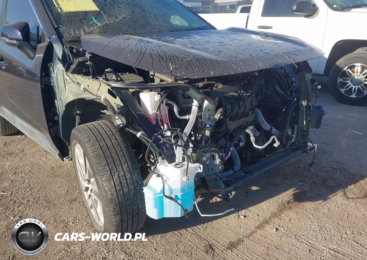 2024 Toyota Rav4 Xle Premium VIN:2T3C1RFV8RW301061 - 17