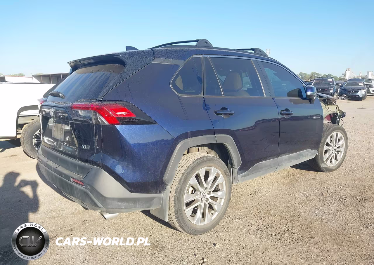 2024 Toyota Rav4 Xle Premium VIN:2T3C1RFV8RW301061 - 4