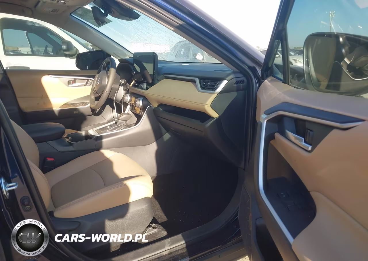 2024 Toyota Rav4 Xle Premium VIN:2T3C1RFV8RW301061 - 5