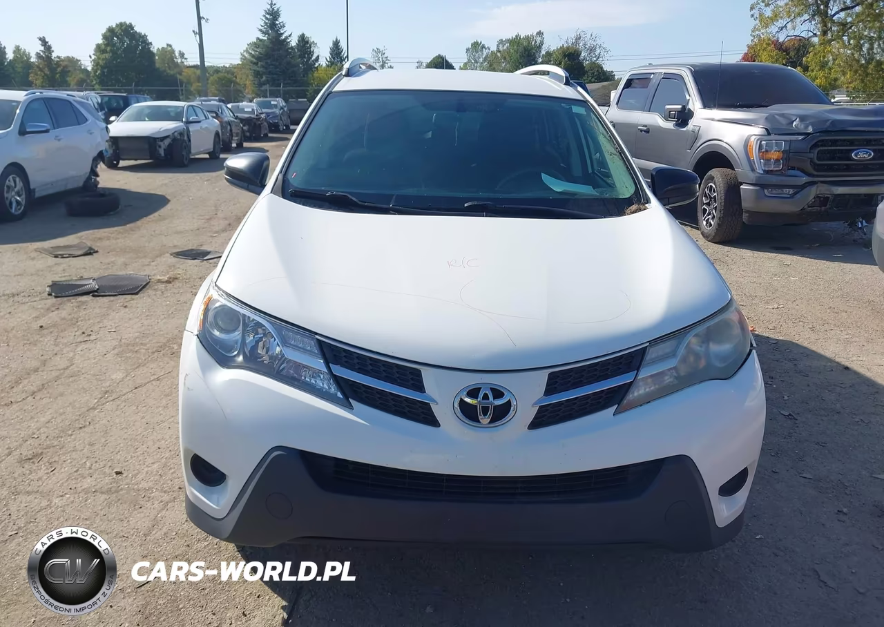 2015 Toyota Rav4 Le VIN:JTMBFREV4FD135970 - 12