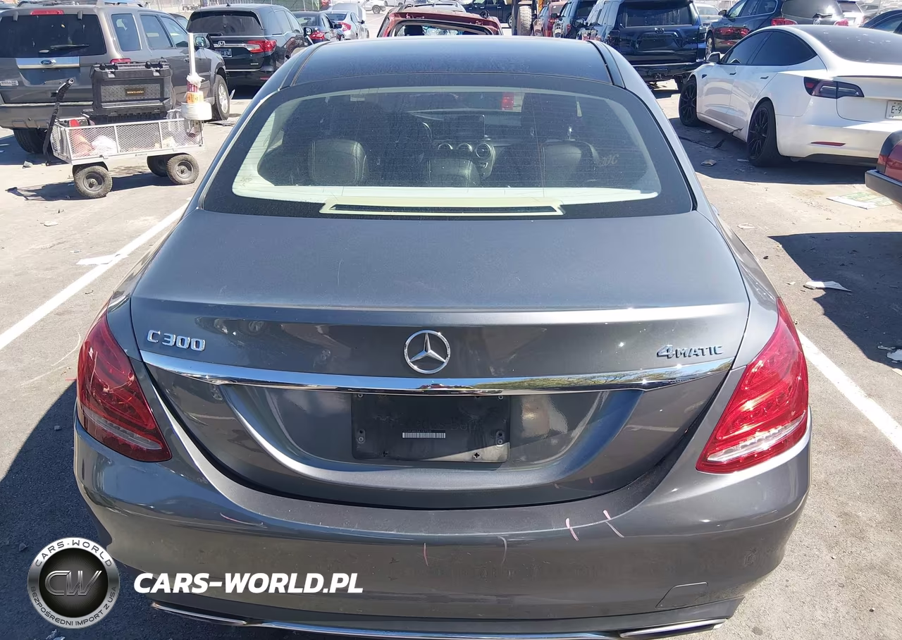 2017 Mercedes-Benz C 300 4Matic VIN:55SWF4KB2HU187350 - 17