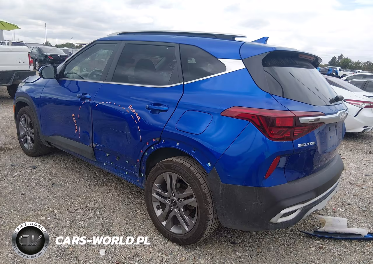 2022 Kia Seltos S VIN:KNDEU2AA8N7345613 - 3