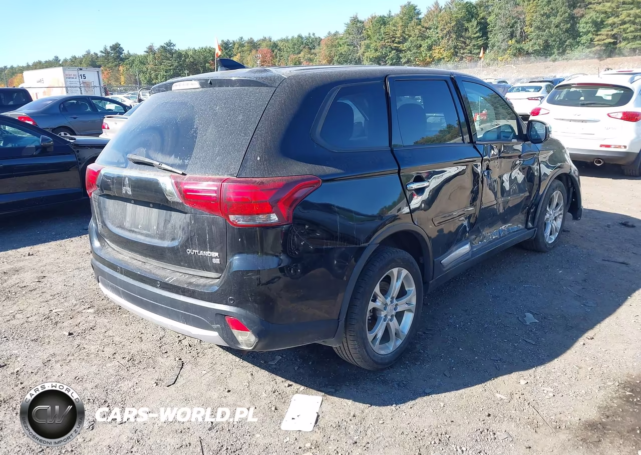2017 Mitsubishi Outlander Se VIN:JA4AZ3A30HZ066456 - 4