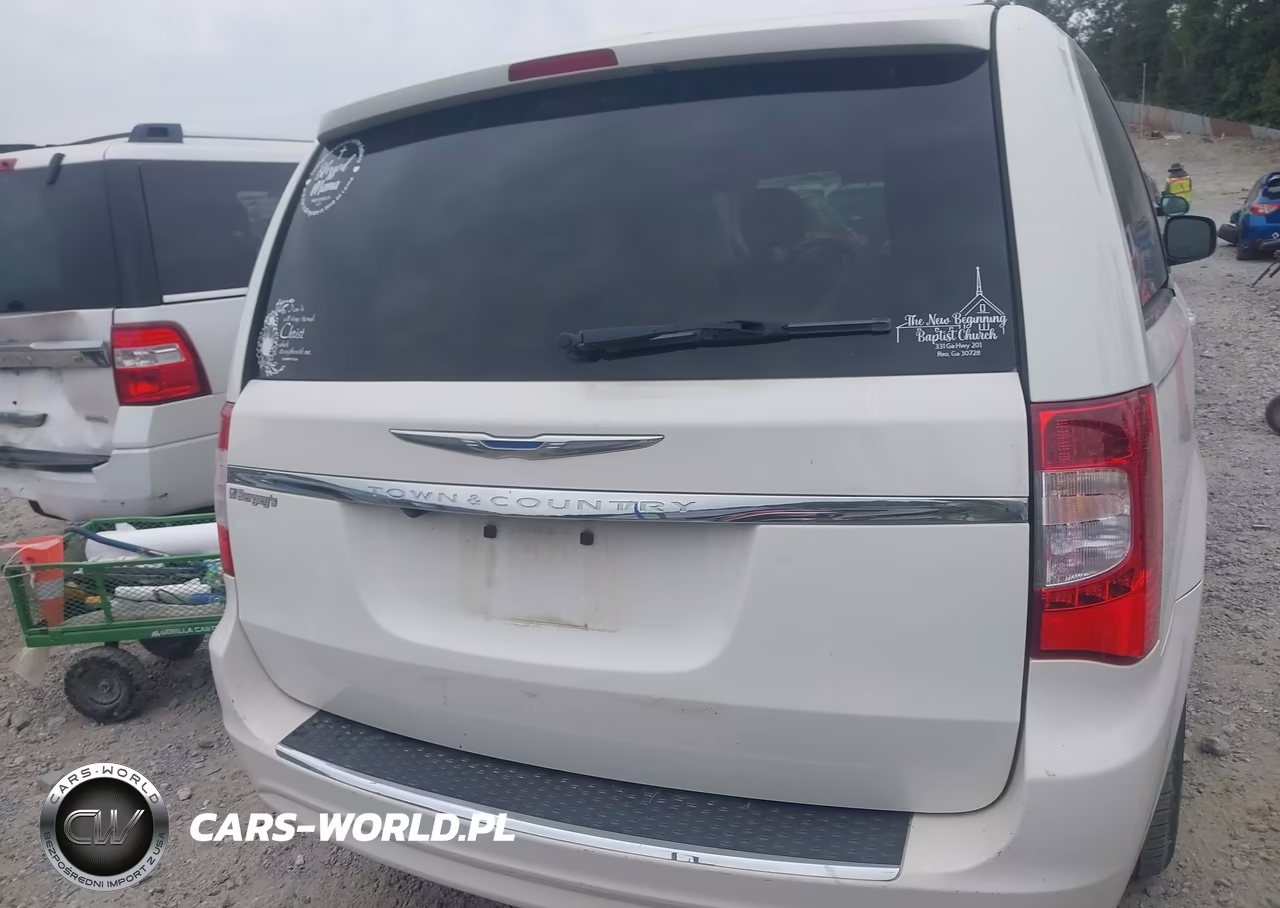 2013 Chrysler Town & Country Touring VIN:2C4RC1BG0DR517745 - 16