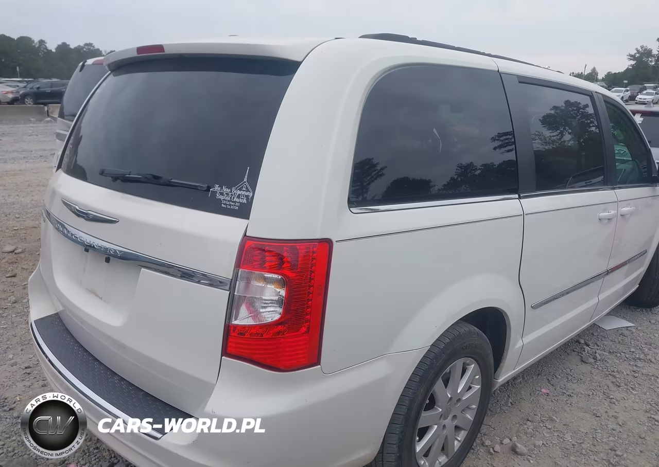 2013 Chrysler Town & Country Touring VIN:2C4RC1BG0DR517745 - 4