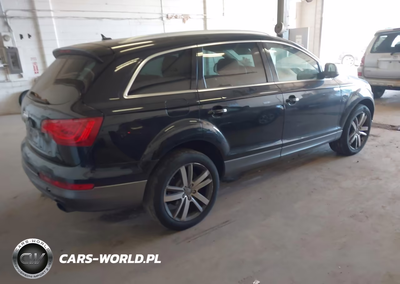 2013 Audi Q7 3.0T Premium VIN:WA1LGAFEXDD008973 - 4