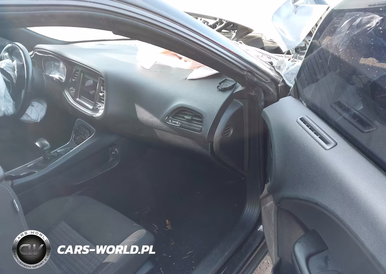 2021 Dodge Challenger Sxt VIN:2C3CDZAG7MH630900 - 5