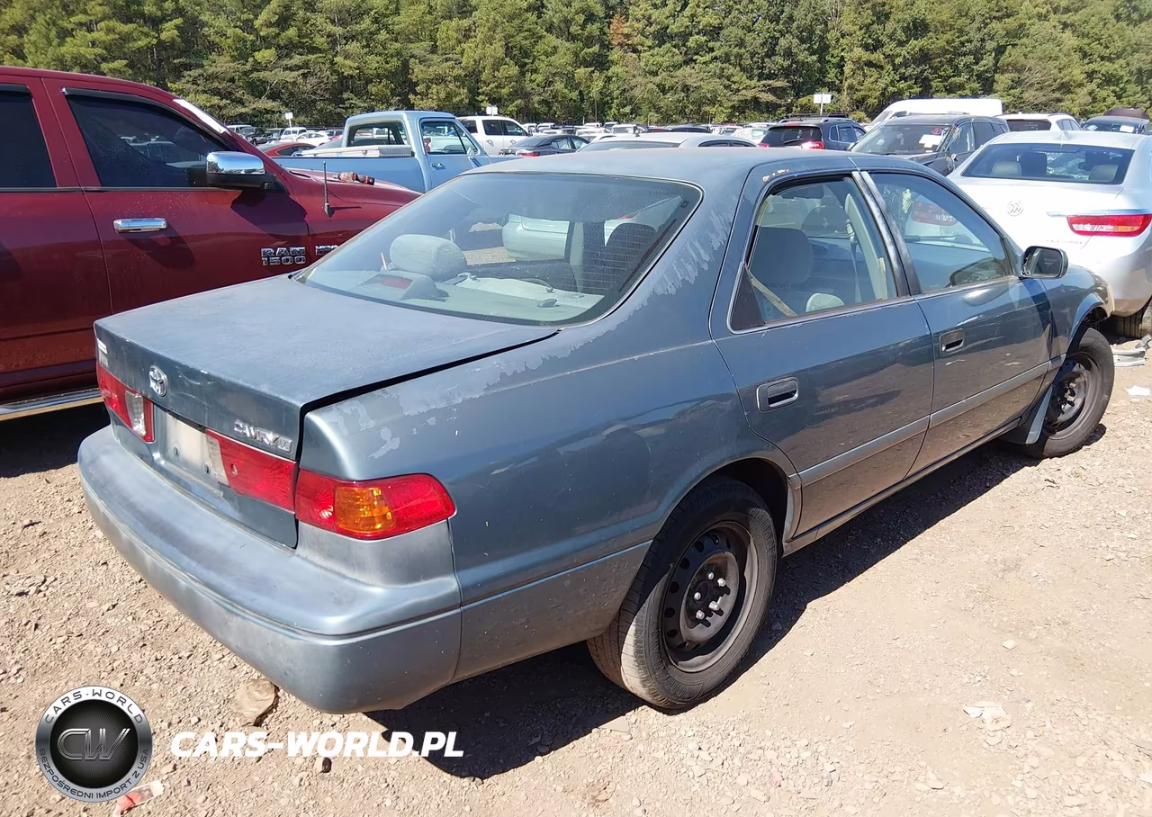 2000 Toyota Camry Le VIN:4T1BG22K0YU961115 - 4
