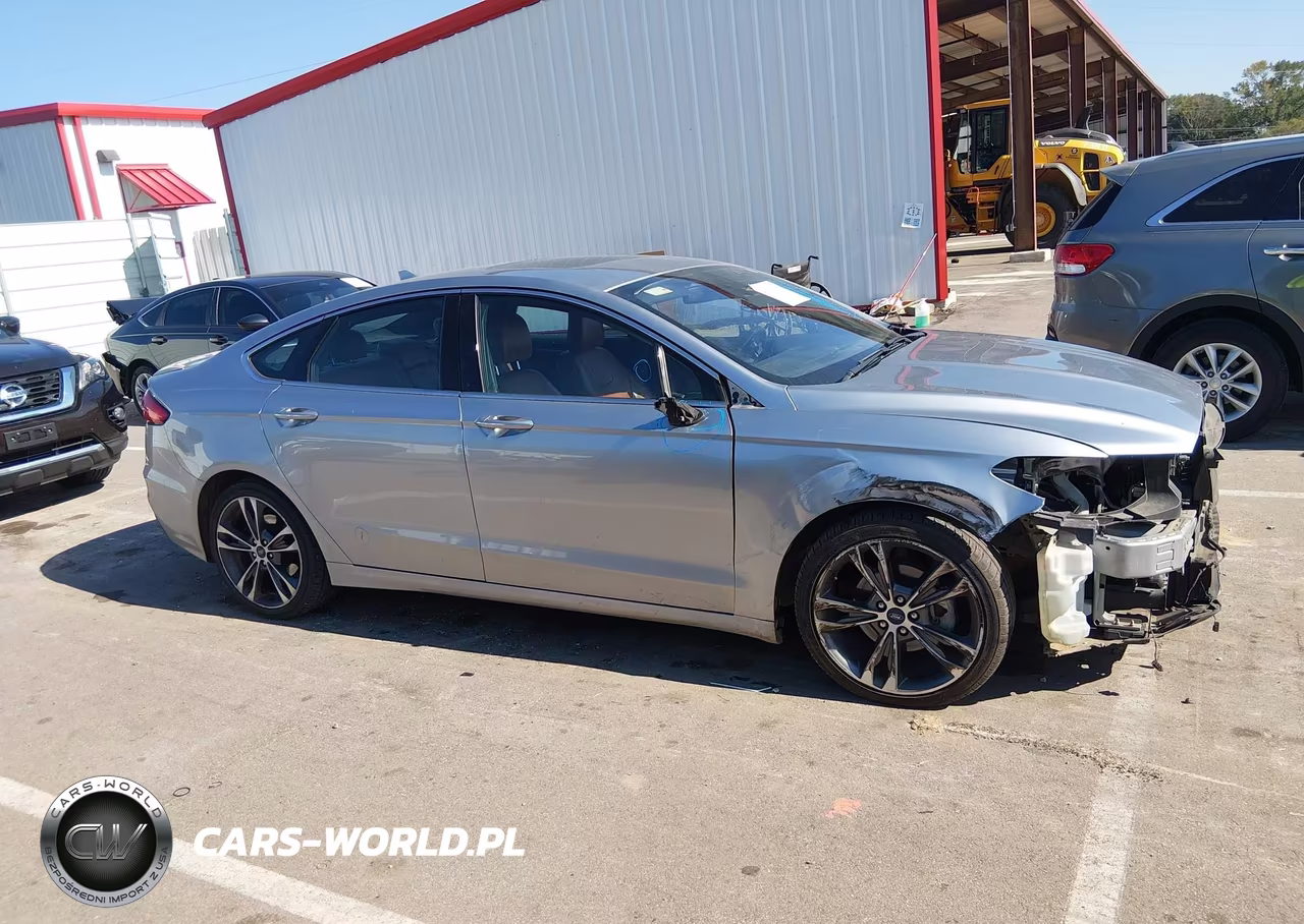 2020 Ford Fusion Titanium VIN:3FA6P0K98LR137408 - 13