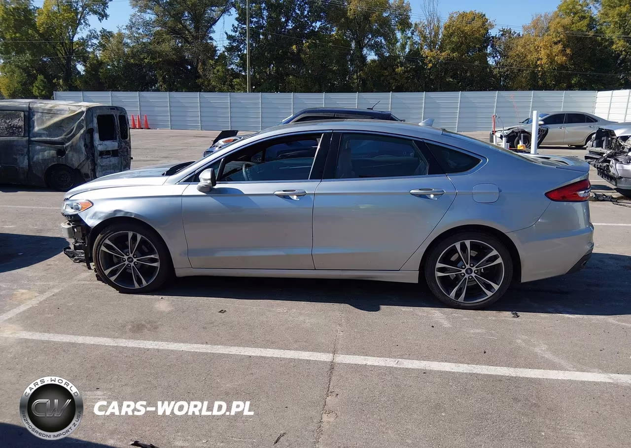 2020 Ford Fusion Titanium VIN:3FA6P0K98LR137408 - 14