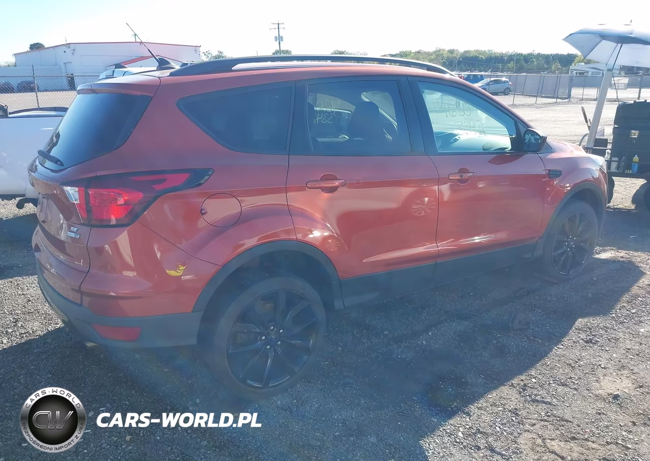 2019 Ford Escape Se VIN:1FMCU9GD6KUB09648 - 4