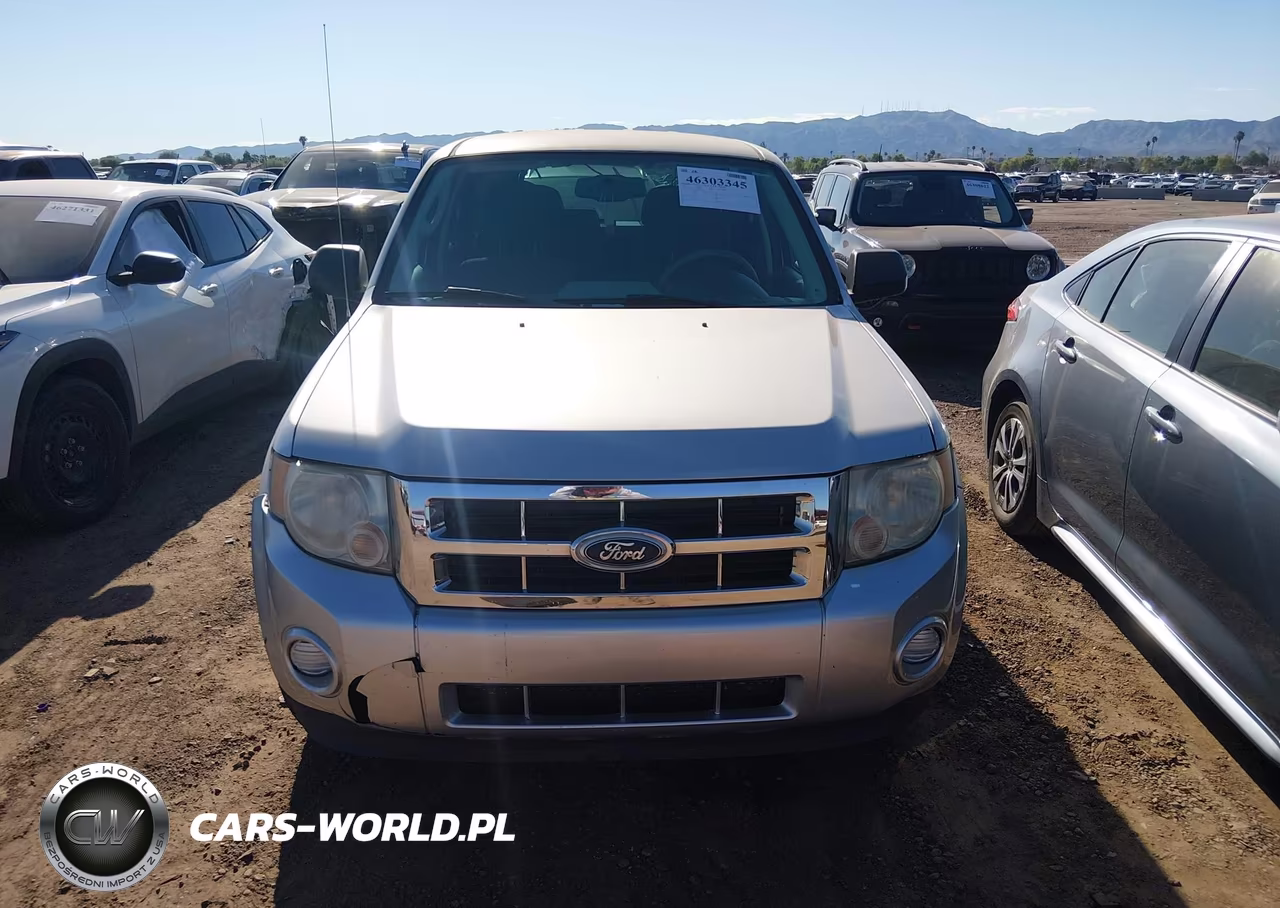 2011 Ford Escape Xls VIN:1FMCU0C72BKC52099 - 6
