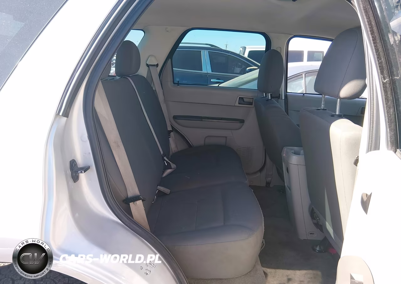 2011 Ford Escape Xls VIN:1FMCU0C72BKC52099 - 8