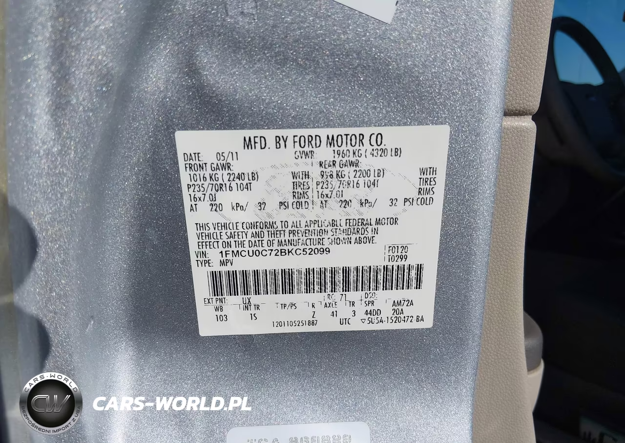2011 Ford Escape Xls VIN:1FMCU0C72BKC52099 - 9