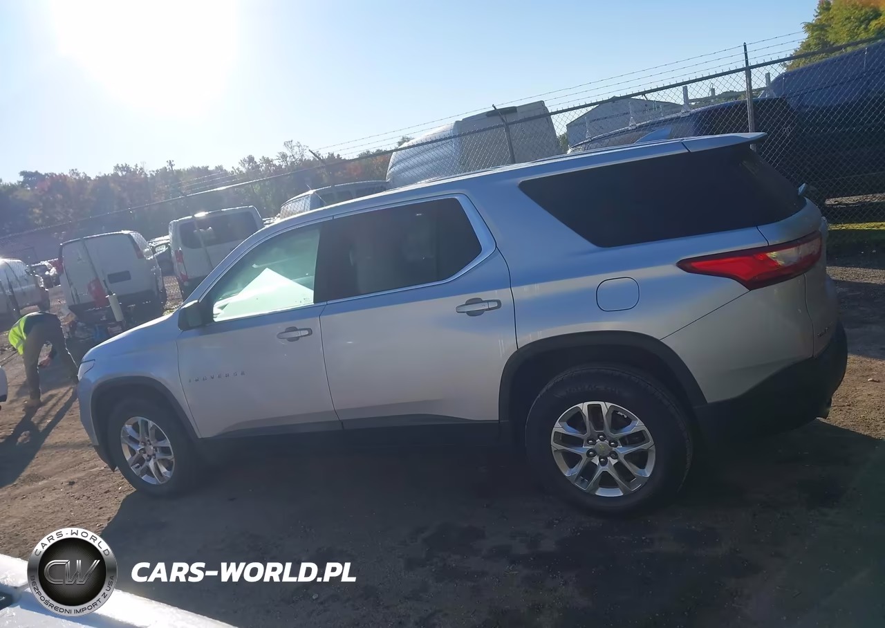 2019 Chevrolet Traverse Ls VIN:1GNERFKW4KJ259465 - 14