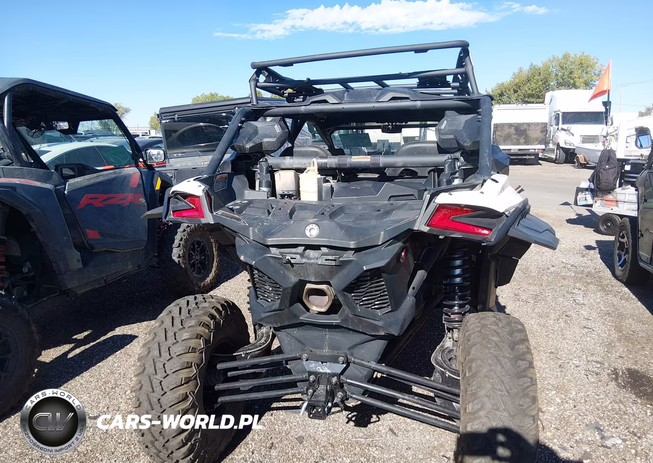 2018 Can-Am Maverick X3 Max Turbo R VIN:3JBVMAW41JK000158 - 6