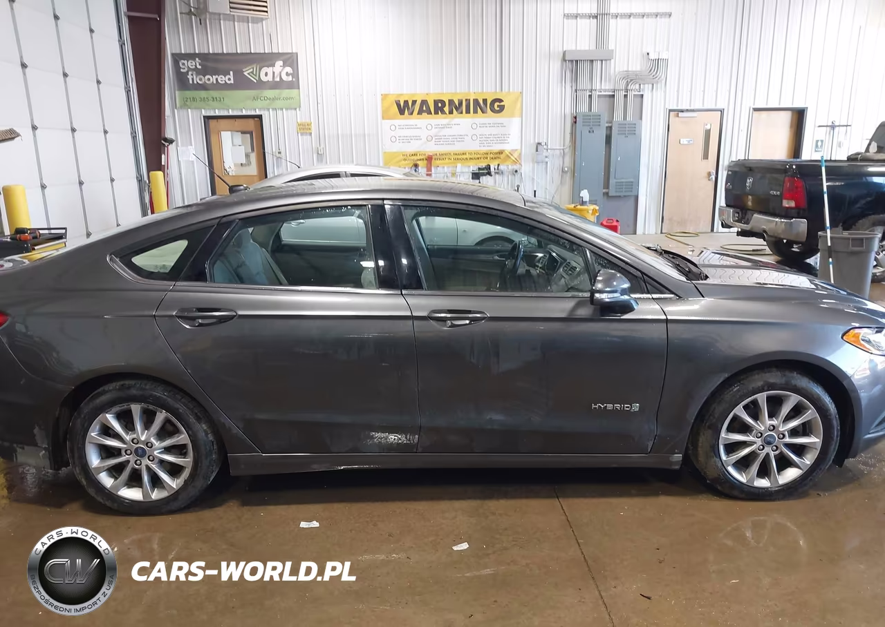 2017 Ford Fusion Hybrid Se VIN:3FA6P0LUXHR287000 - 13