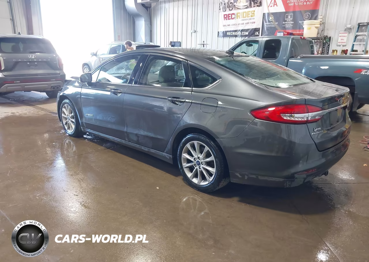 2017 Ford Fusion Hybrid Se VIN:3FA6P0LUXHR287000 - 3