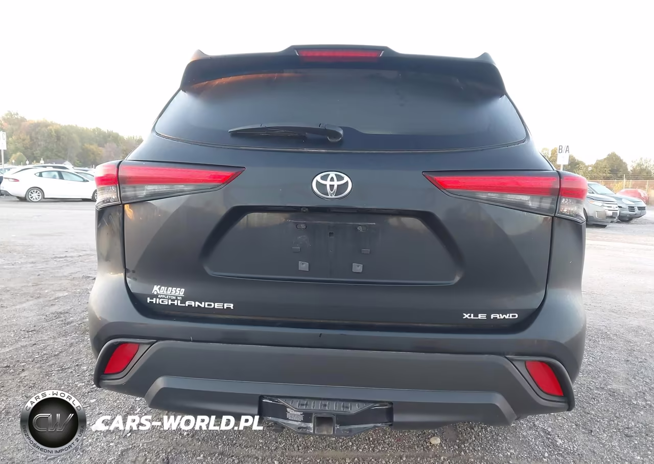 2022 Toyota Highlander Xle VIN:5TDHZRBH5NS252900 - 17