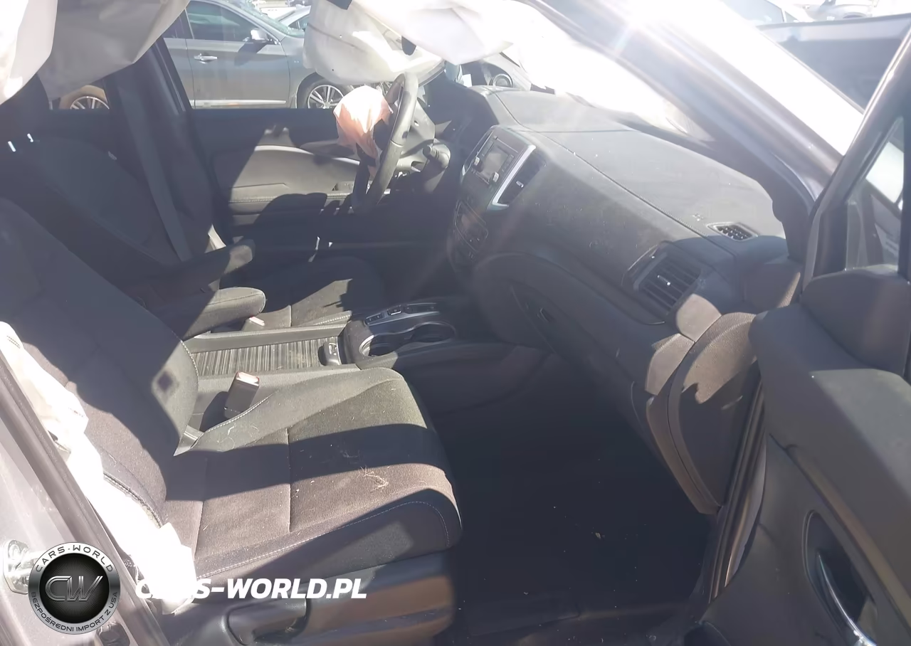 2019 Honda Passport Sport VIN:5FNYF7H20KB009186 - 5