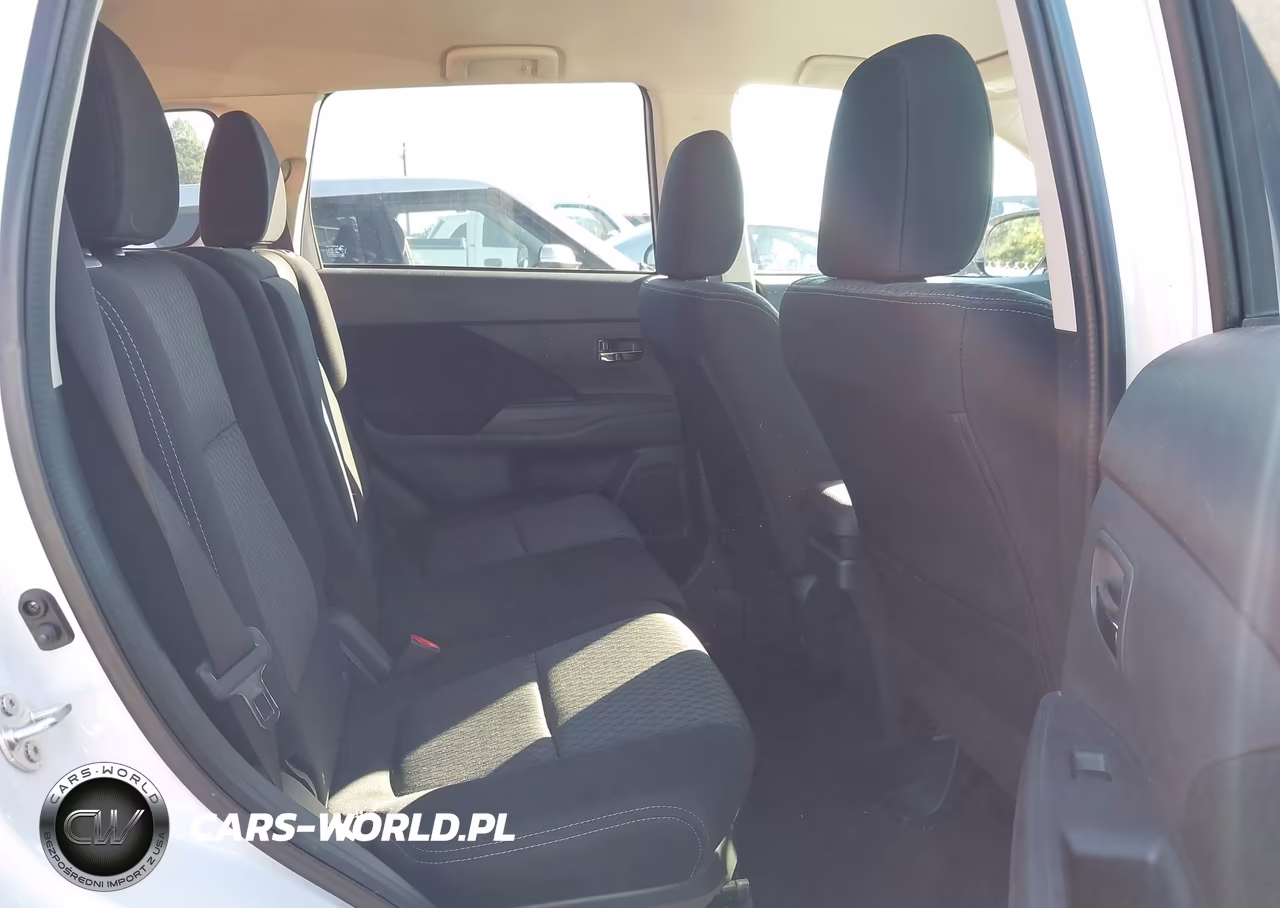 2015 Mitsubishi Outlander Es VIN:JA4AD2A34FZ011871 - 8
