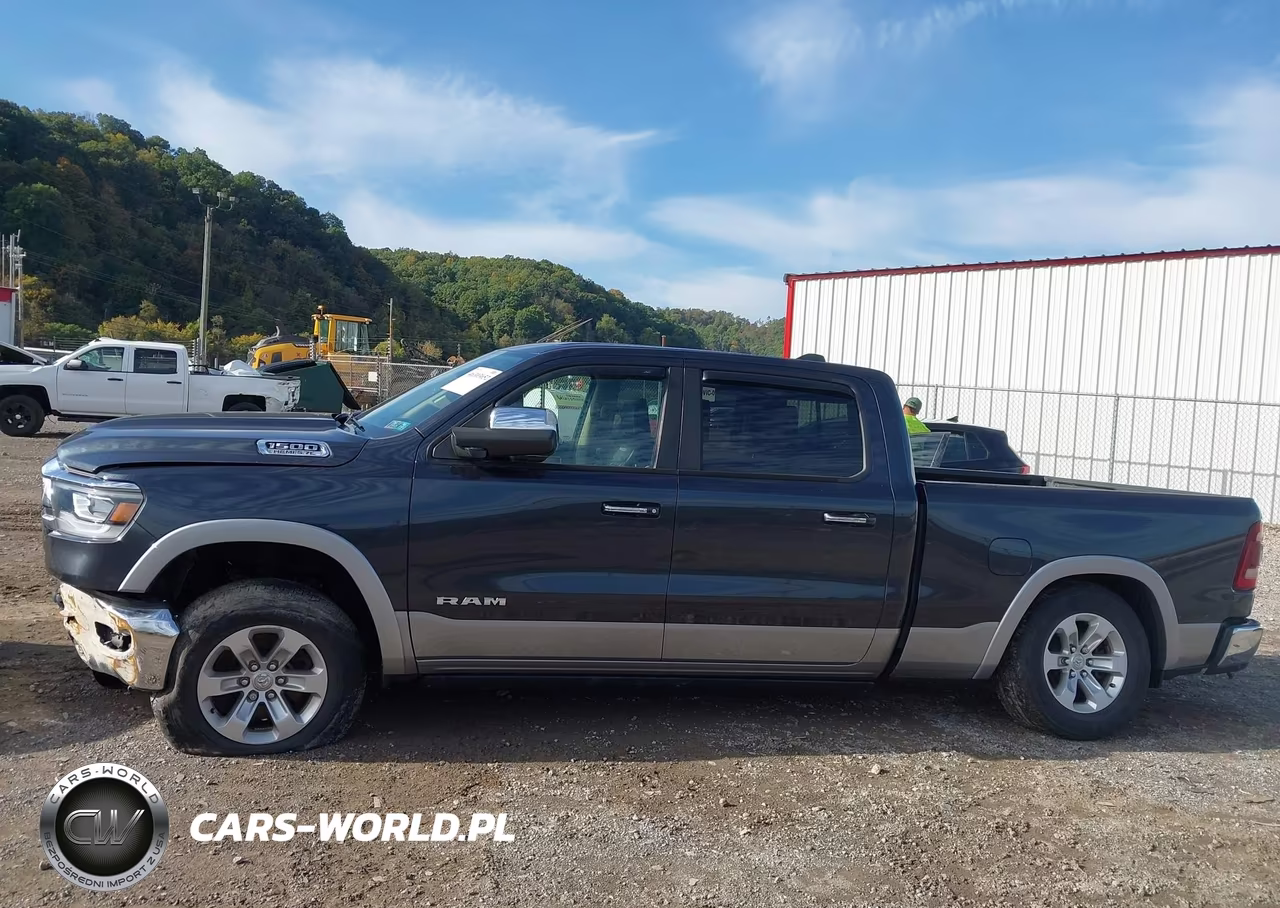 2019 Ram 1500 Laramie 4X4 6'4 Box VIN:1C6SRFRTXKN612962 - 15