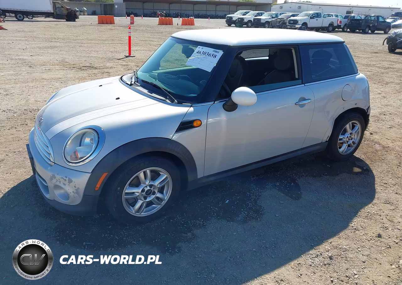 2013 Mini Hardtop Cooper VIN:WMWSU3C57DT687372 - 2