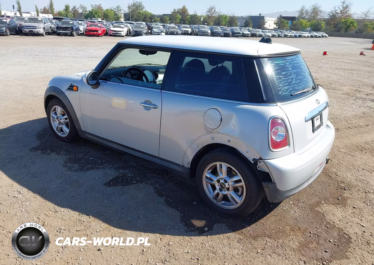 2013 Mini Hardtop Cooper VIN:WMWSU3C57DT687372 - 3
