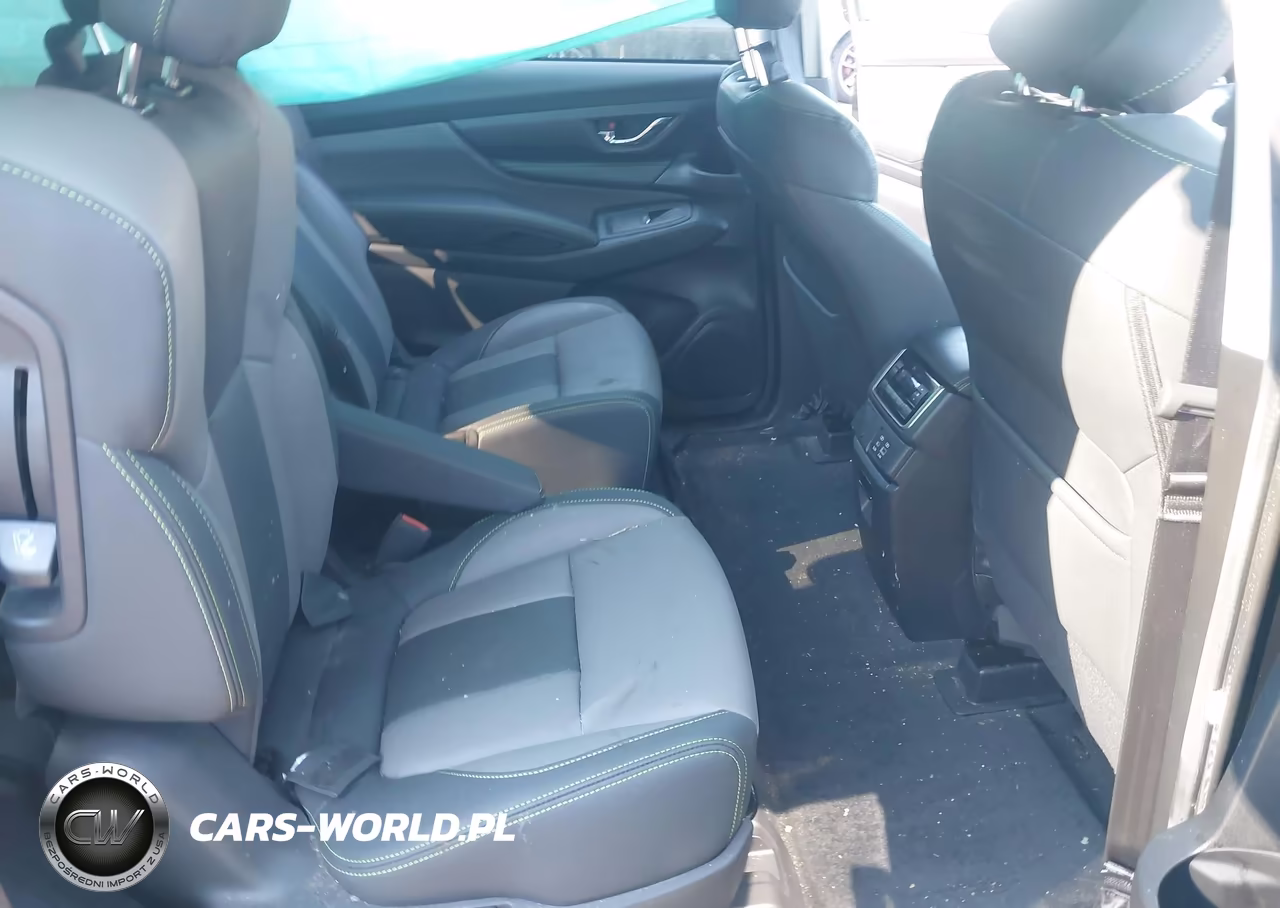 2025 Subaru Ascent Onyx Edition 7-Passenger VIN:4S4WMAFD1S3430387 - 8