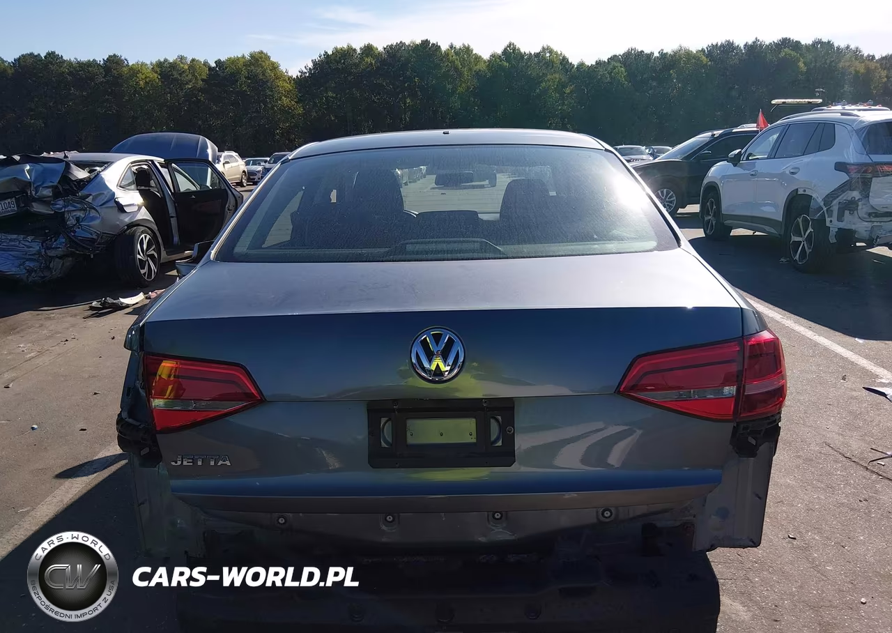 2015 Volkswagen Jetta 2.0L S VIN:3VW2K7AJ5FM250162 - 17