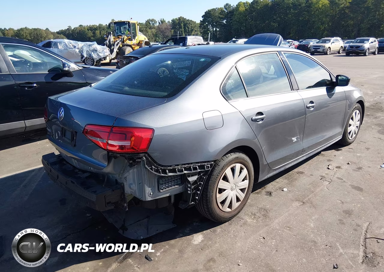 2015 Volkswagen Jetta 2.0L S VIN:3VW2K7AJ5FM250162 - 4