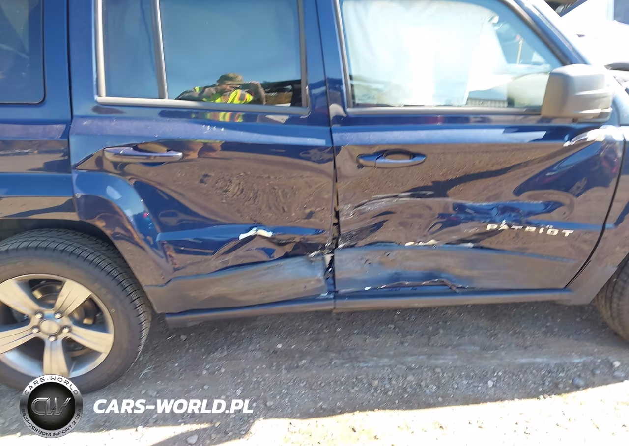 2015 Jeep Patriot High Altitude Edition VIN:1C4NJRFB0FD168710 - 6