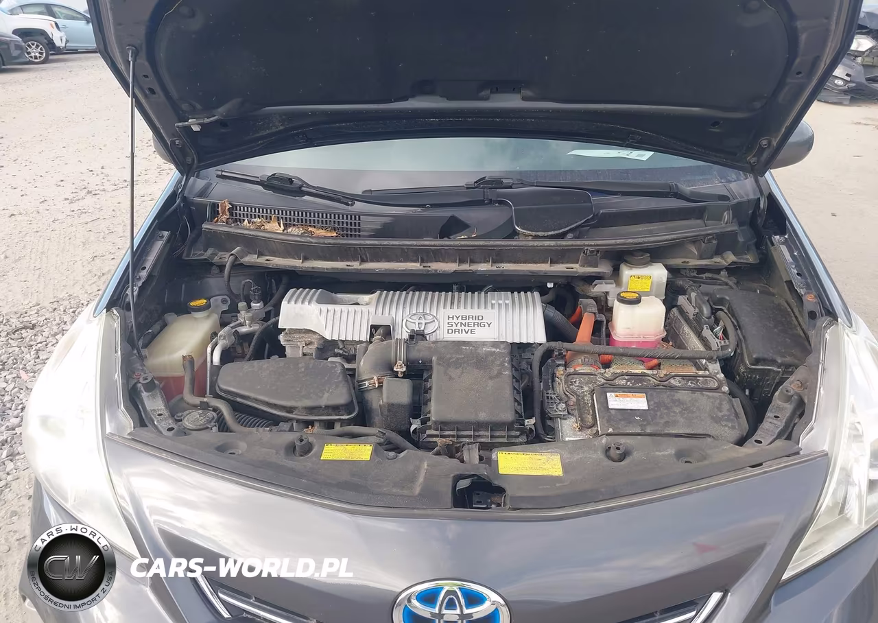 2013 Toyota Prius V Two VIN:JTDZN3EUXD3199312 - 10