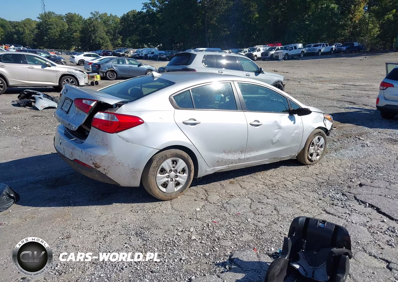 2016 Kia Forte Lx VIN:KNAFK4A69G5515359 - 4