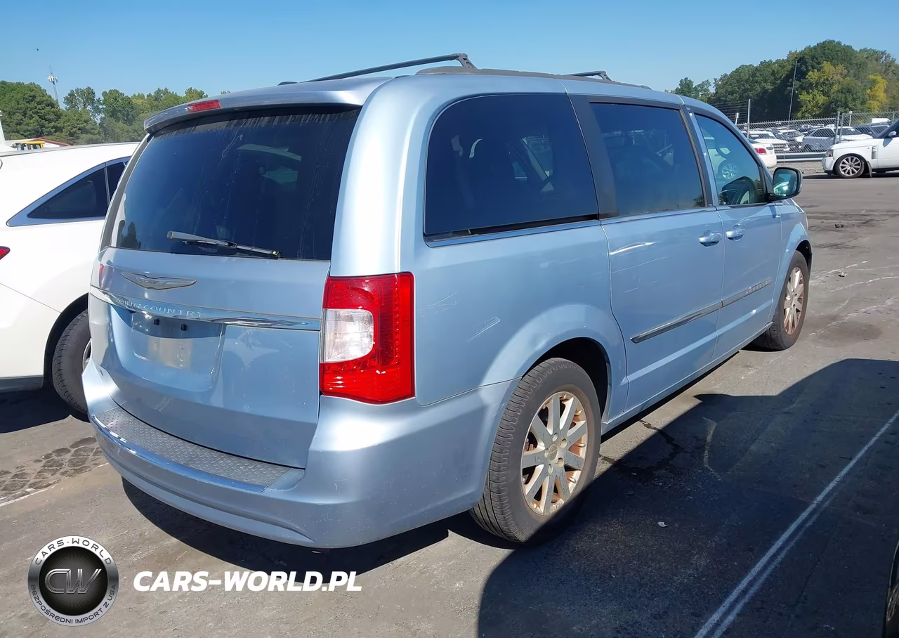2013 Chrysler Town & Country Touring VIN:2C4RC1BG7DR754751 - 4