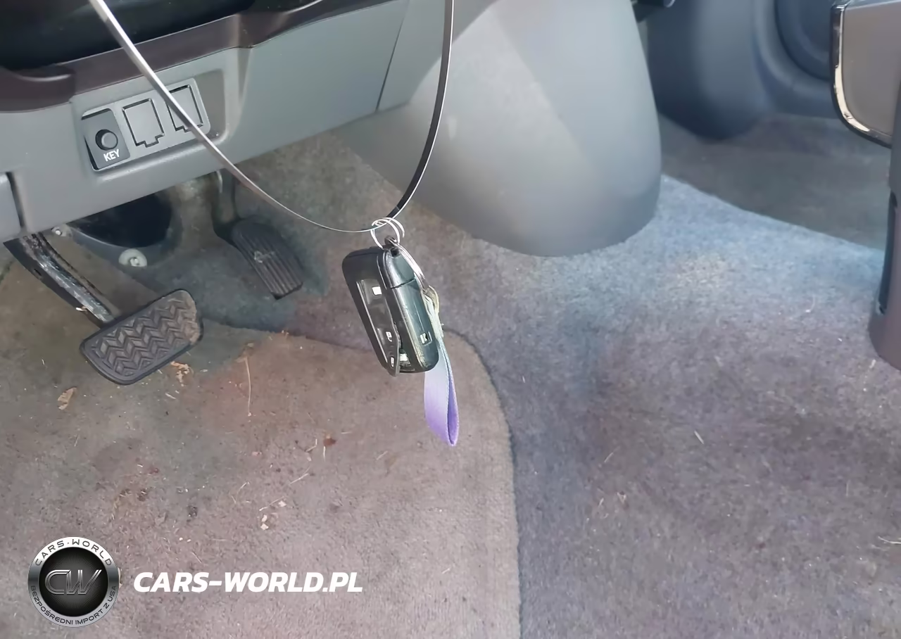 2005 Toyota Prius VIN:JTDKB20U057021687 - 11