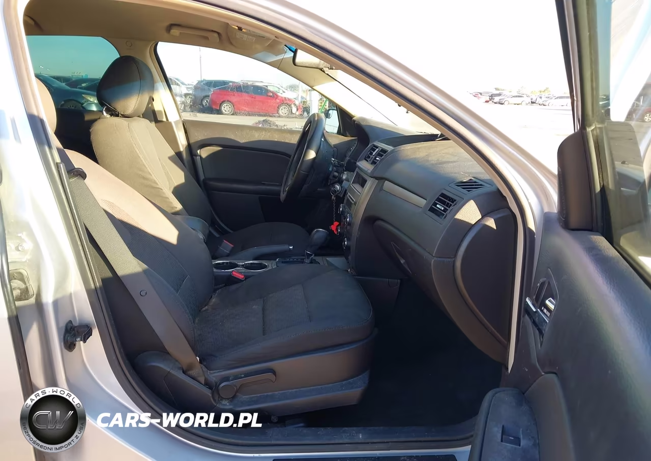 2012 Ford Fusion Se VIN:3FAHP0HG8CR341074 - 5