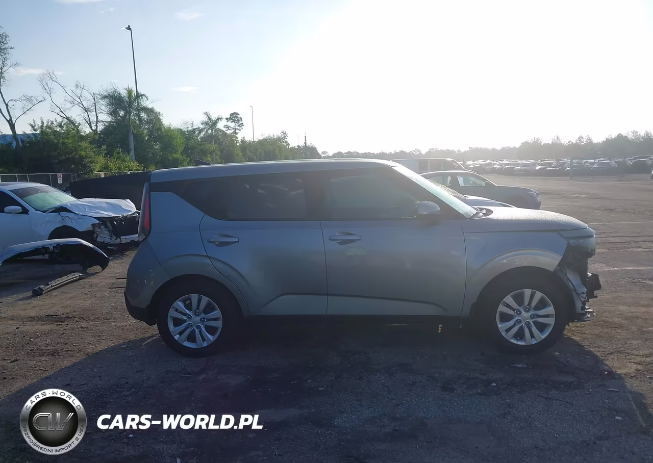 2025 Kia Soul Lx VIN:KNDJ23AU8S7925282 - 14