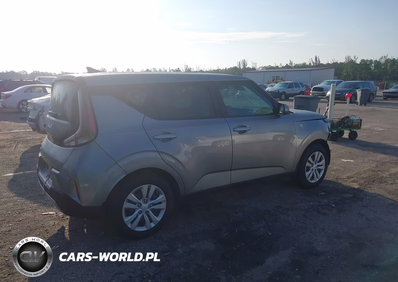 2025 Kia Soul Lx VIN:KNDJ23AU8S7925282 - 4