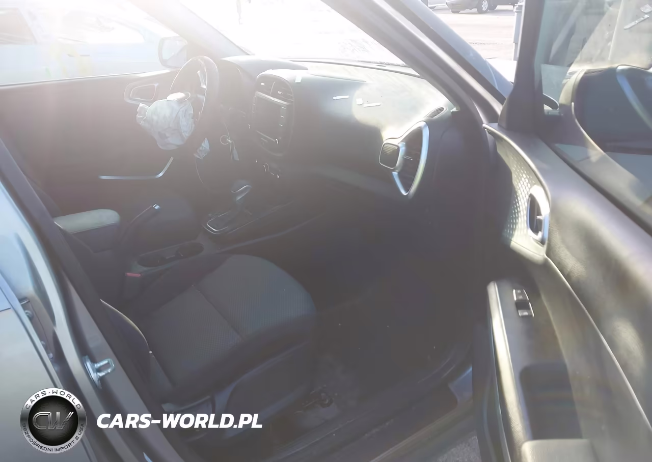 2025 Kia Soul Lx VIN:KNDJ23AU8S7925282 - 5