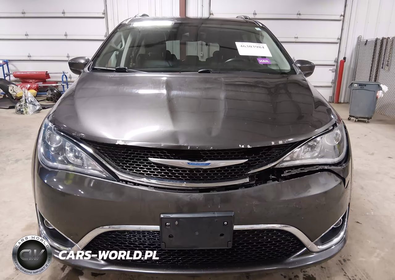 2018 Chrysler Pacifica Touring L VIN:2C4RC1BG2JR246795 - 6