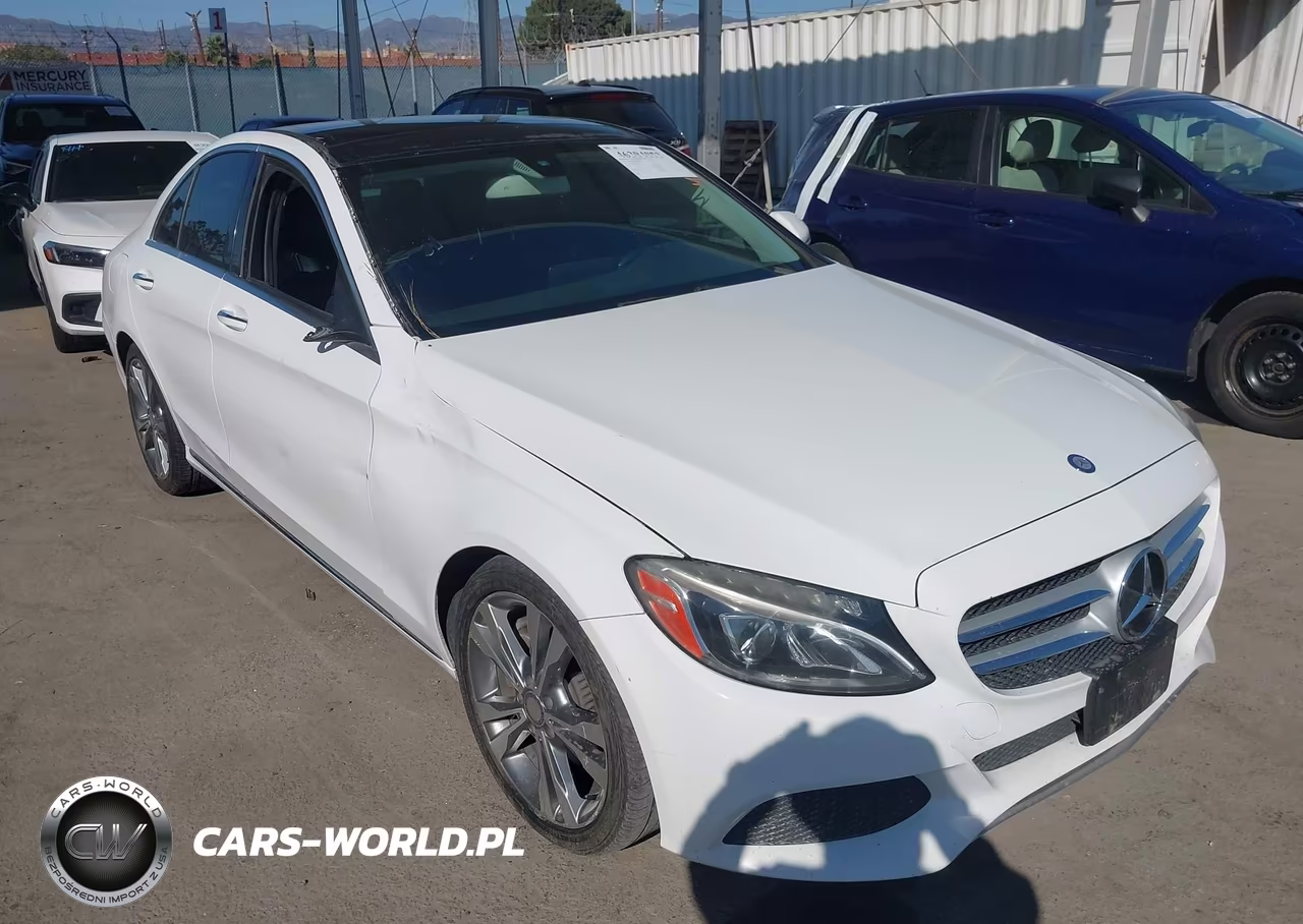 2015 Mercedes-Benz C 300