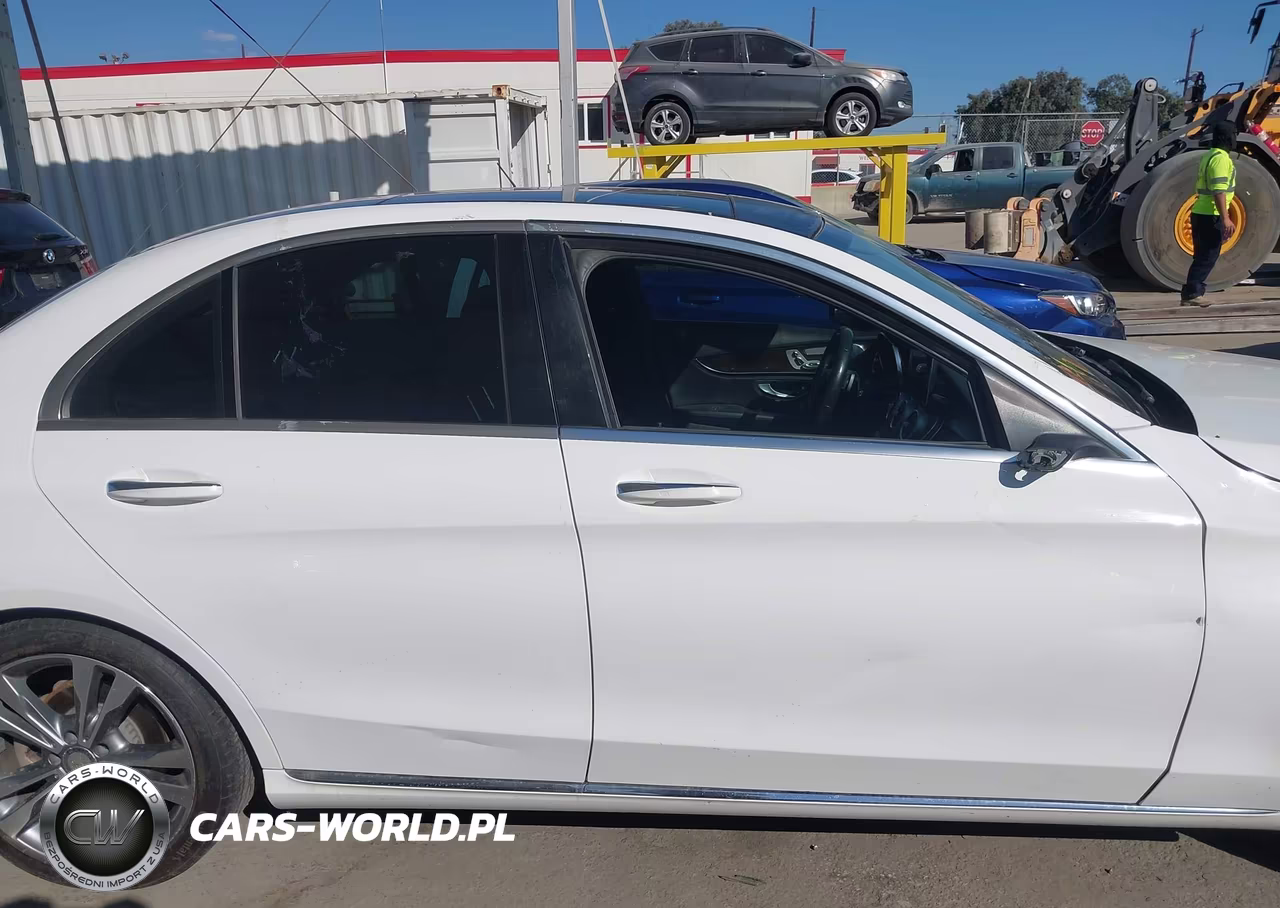 2015 Mercedes-Benz C 300 VIN:55SWF4JB1FU066260 - 13