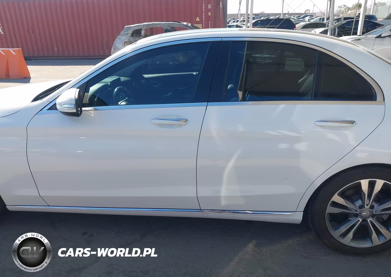 2015 Mercedes-Benz C 300 VIN:55SWF4JB1FU066260 - 14