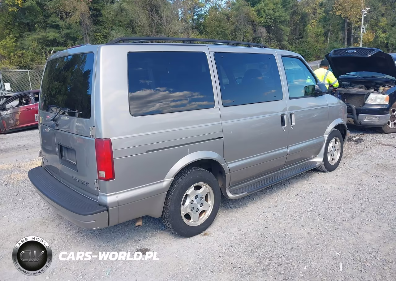 2005 Chevrolet Astro VIN:1GNDM19X45B105526 - 4
