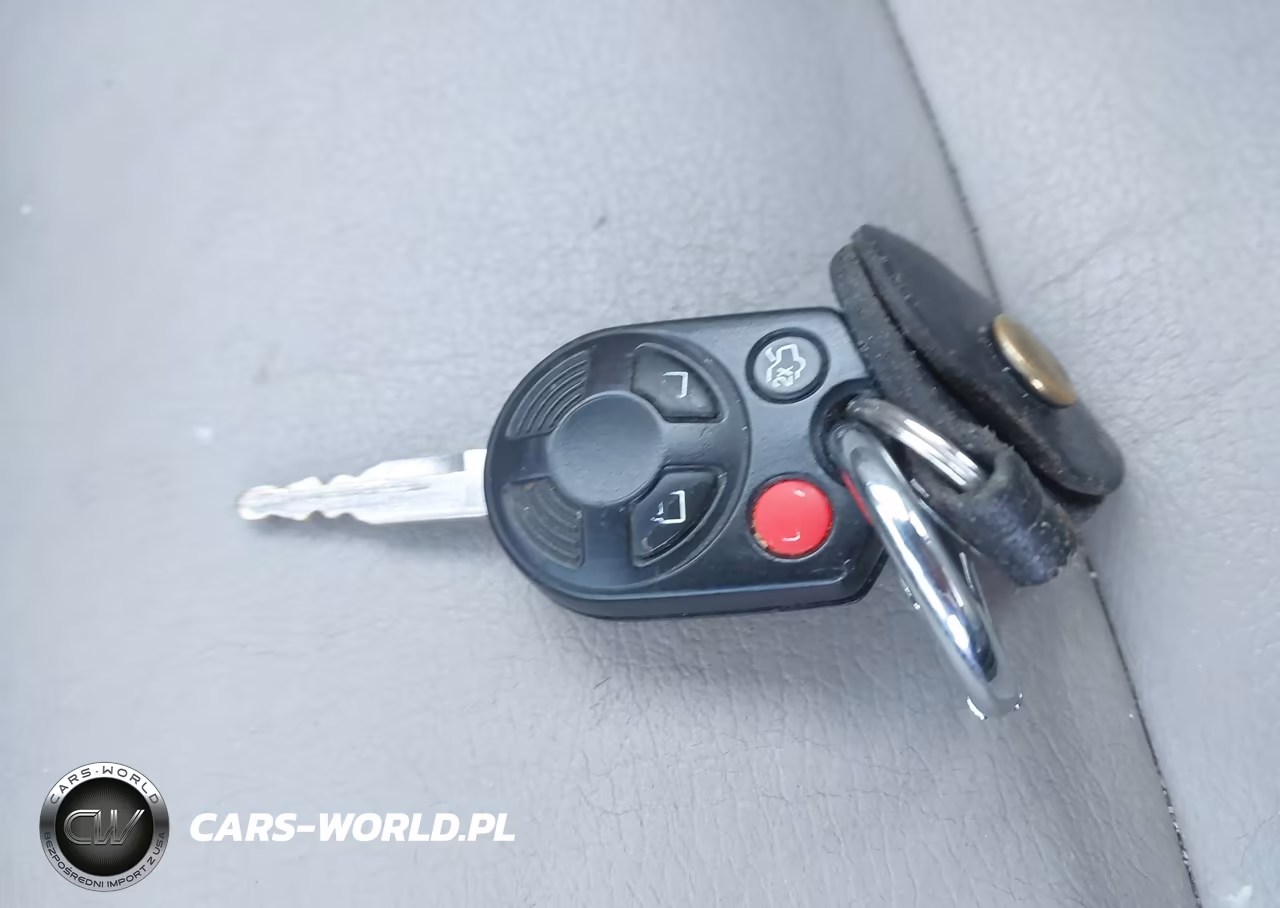 2010 Ford Fusion Hybrid VIN:3FADP0L36AR186007 - 11