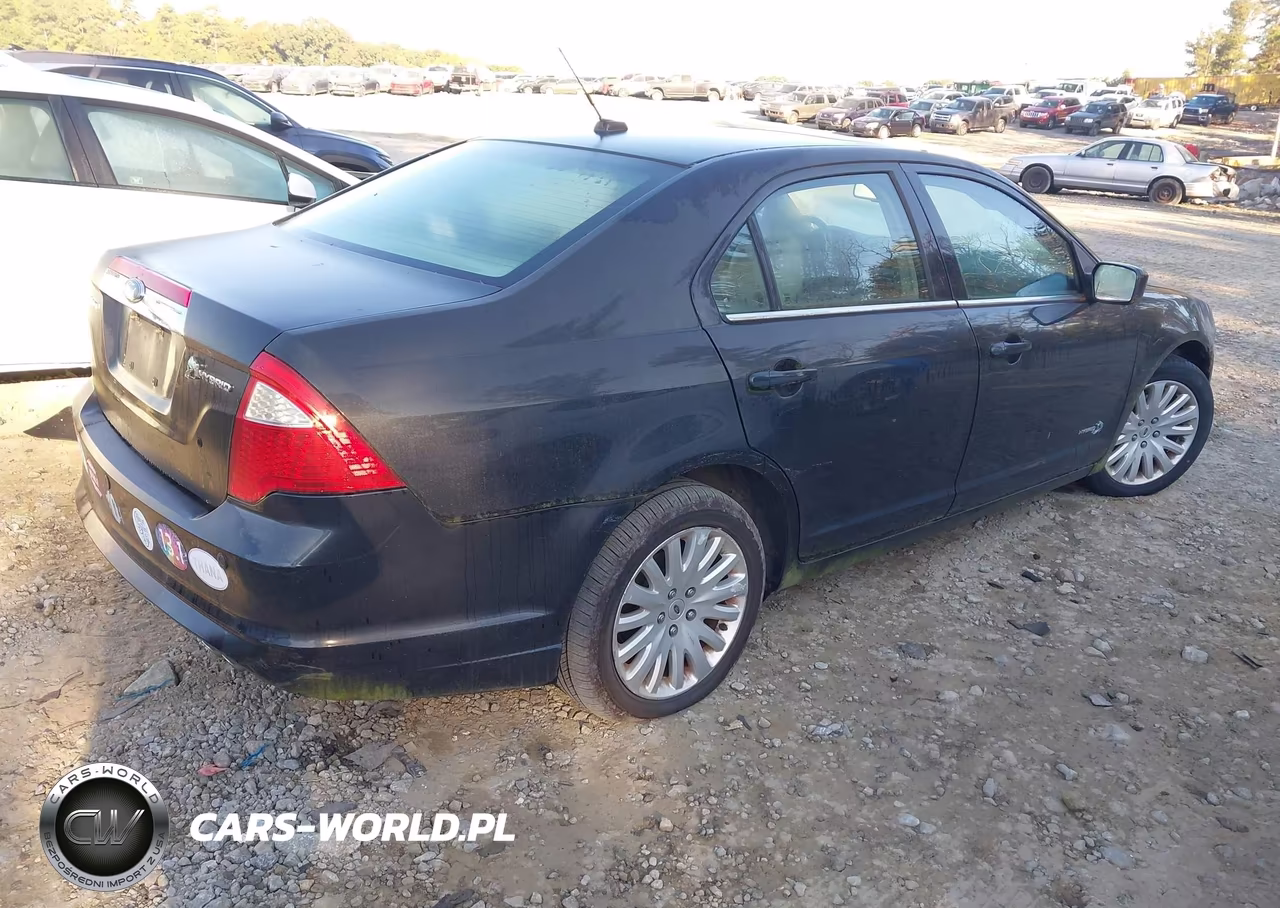 2010 Ford Fusion Hybrid VIN:3FADP0L36AR186007 - 4