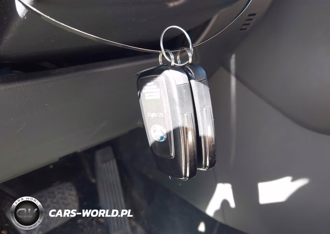 2021 Toyota Rav4 Hybrid Xle VIN:4T3RWRFV4MU041049 - 11