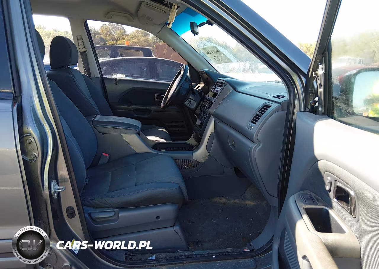 2007 Honda Pilot Lx VIN:5FNYF281X7B003042 - 5
