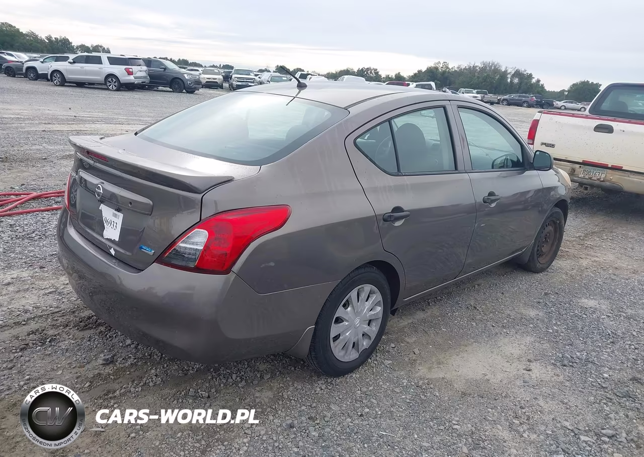 2014 Nissan Versa 1.6 S+ VIN:3N1CN7AP2EL824694 - 4
